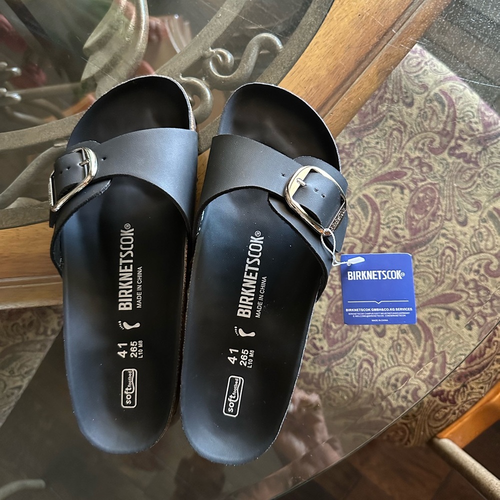 Birkenstock Women’s Black Slide Sandals